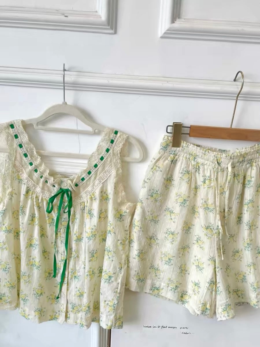 Sweet Floral Cotton Pajama Set – Lace Trim Cami Top & Shorts