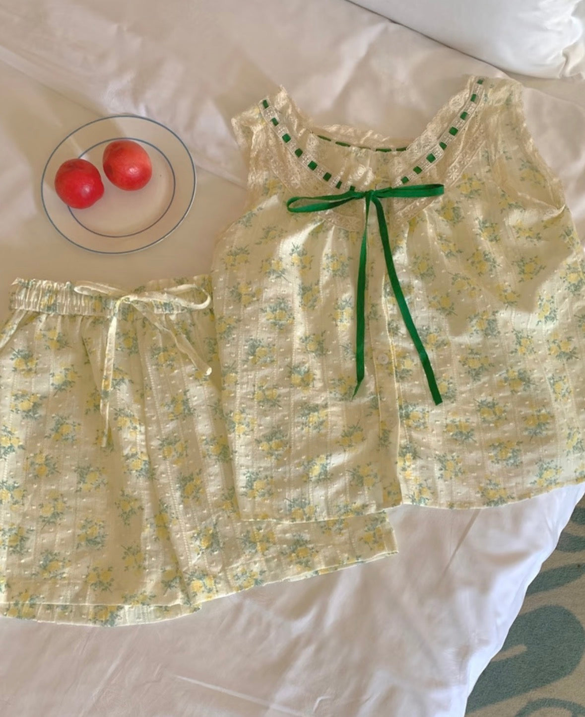 Sweet Floral Cotton Pajama Set – Lace Trim Cami Top & Shorts