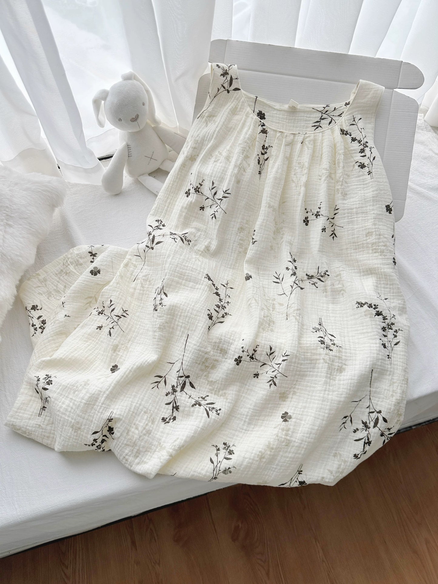 Botanical Print Muslin Cotton Sleep Dress – Breathable Nightgown in Cream