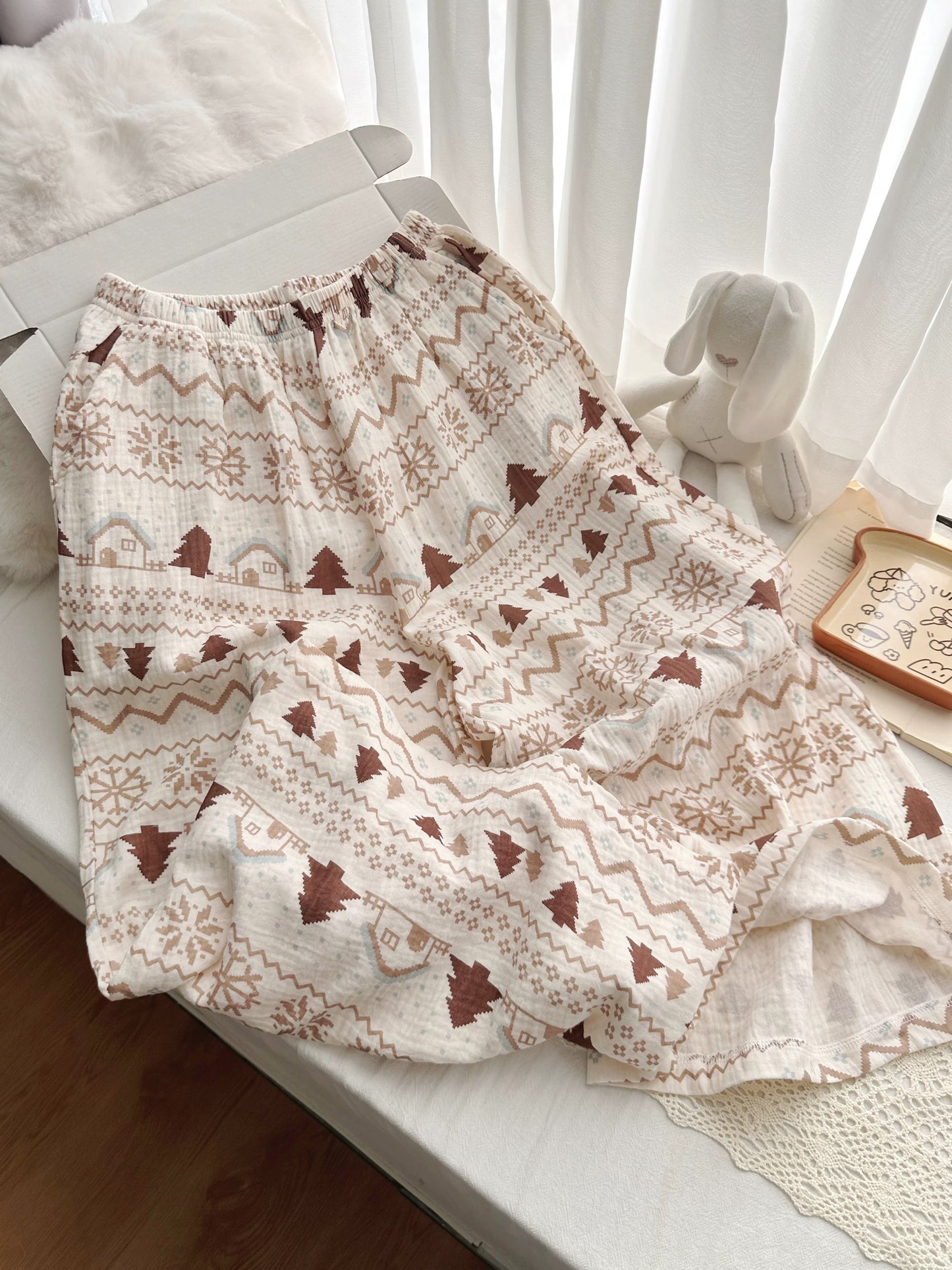 Fair Isle Christmas Print Muslin Cotton Pajama Set – Cami Top & Wide-Leg Pants in Cream
