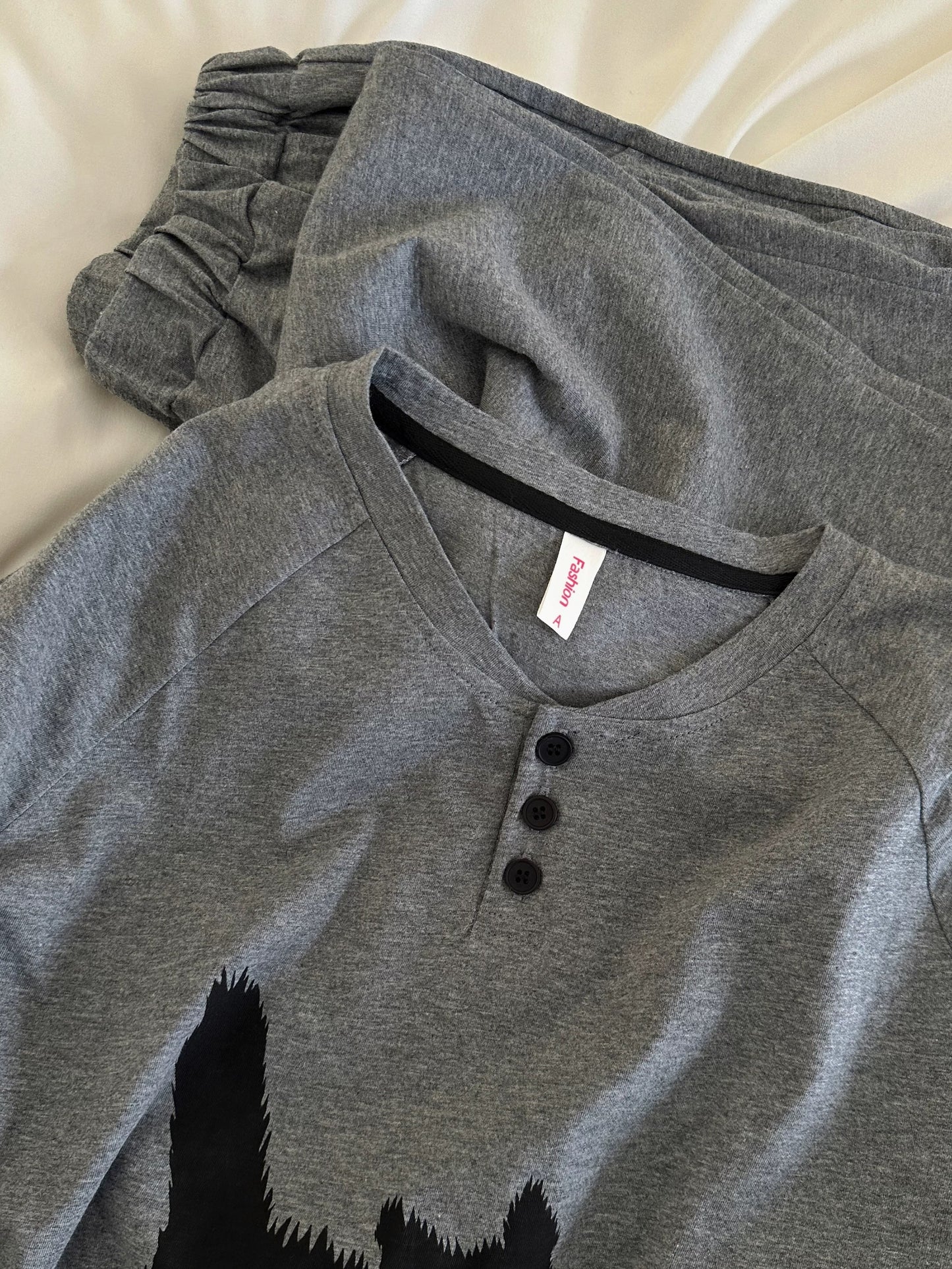 Spooky Black Cat Print Pajama Set – Henley Long Sleeve Top & Shorts in Grey