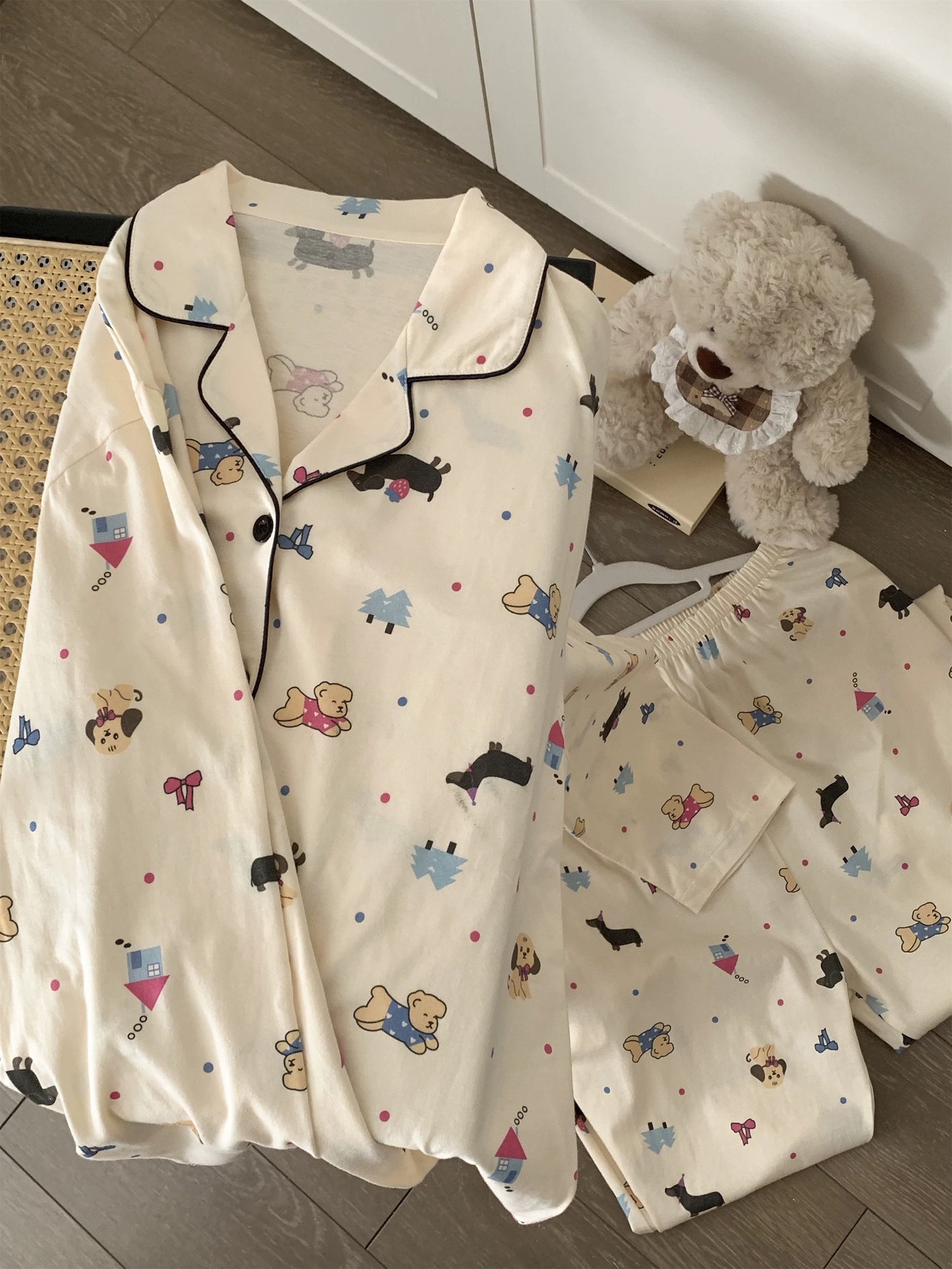 Cartoon Animals Print Pajama Set – Notch Collar Long Sleeve Top & Pants with Black Piping
