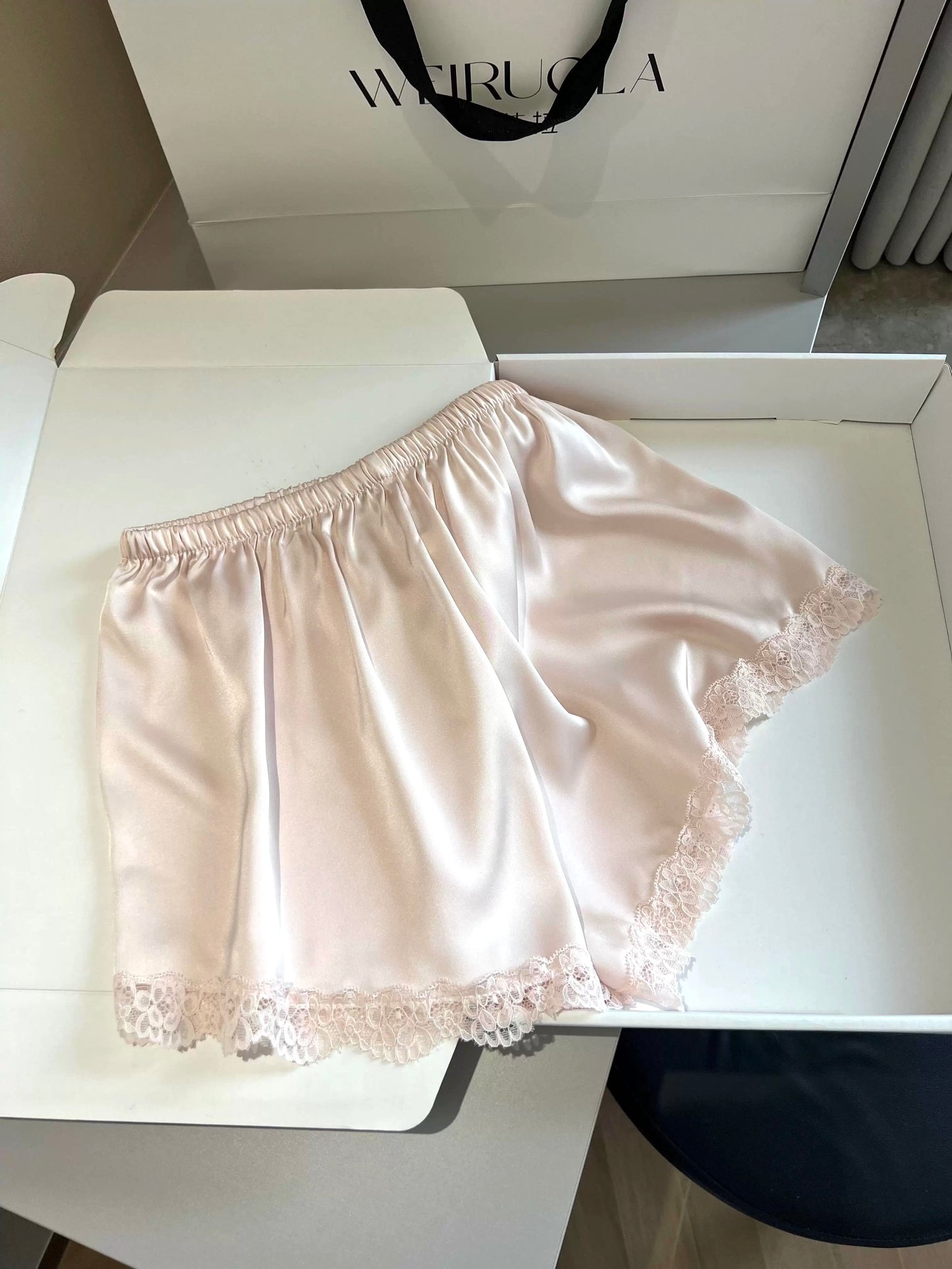 Sweet Bow-Knot Satin Pajama Set - Silky Ice Silk Cami & Shorts Loungewear