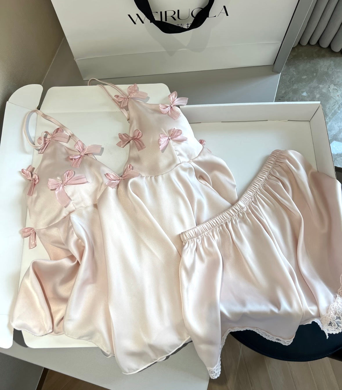 Sweet Bow-Knot Satin Pajama Set - Silky Ice Silk Cami & Shorts Loungewear