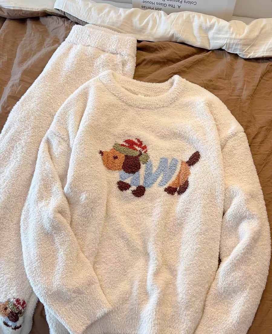 Cozy Dachshund Coral Fleece Pajama Set – Plush Sweatshirt Top & Wide-Leg Pants in Cream | Autumn Winter