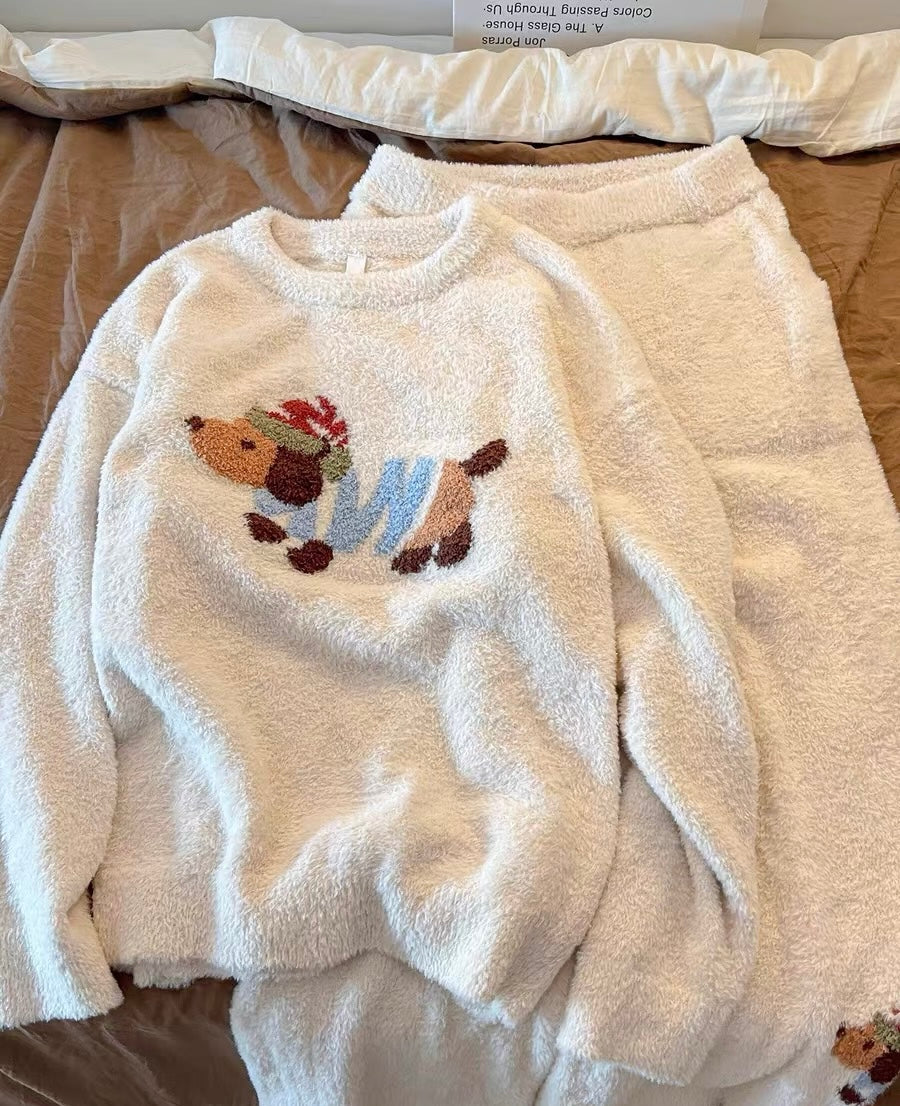 Cozy Dachshund Coral Fleece Pajama Set – Plush Sweatshirt Top & Wide-Leg Pants in Cream | Autumn Winter