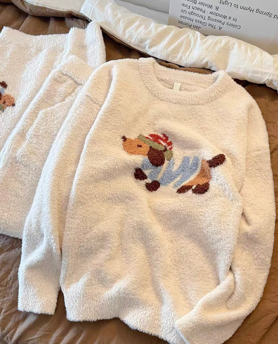 Cozy Dachshund Coral Fleece Pajama Set – Plush Sweatshirt Top & Wide-Leg Pants in Cream | Autumn Winter